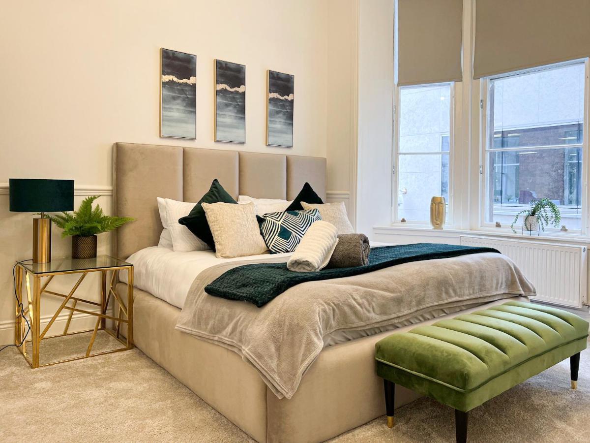 Large Blythswood Residence, Glasgow